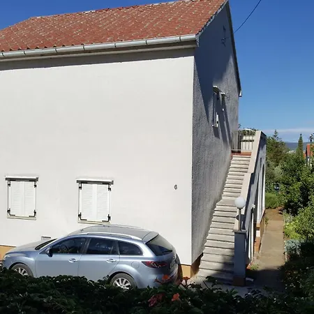 Apartment With A Parking Space Punat, Krk - 14111
